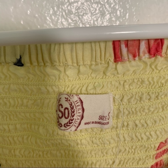 SO Sundress Cross Neck Yellow Floral - Picture 9 of 10